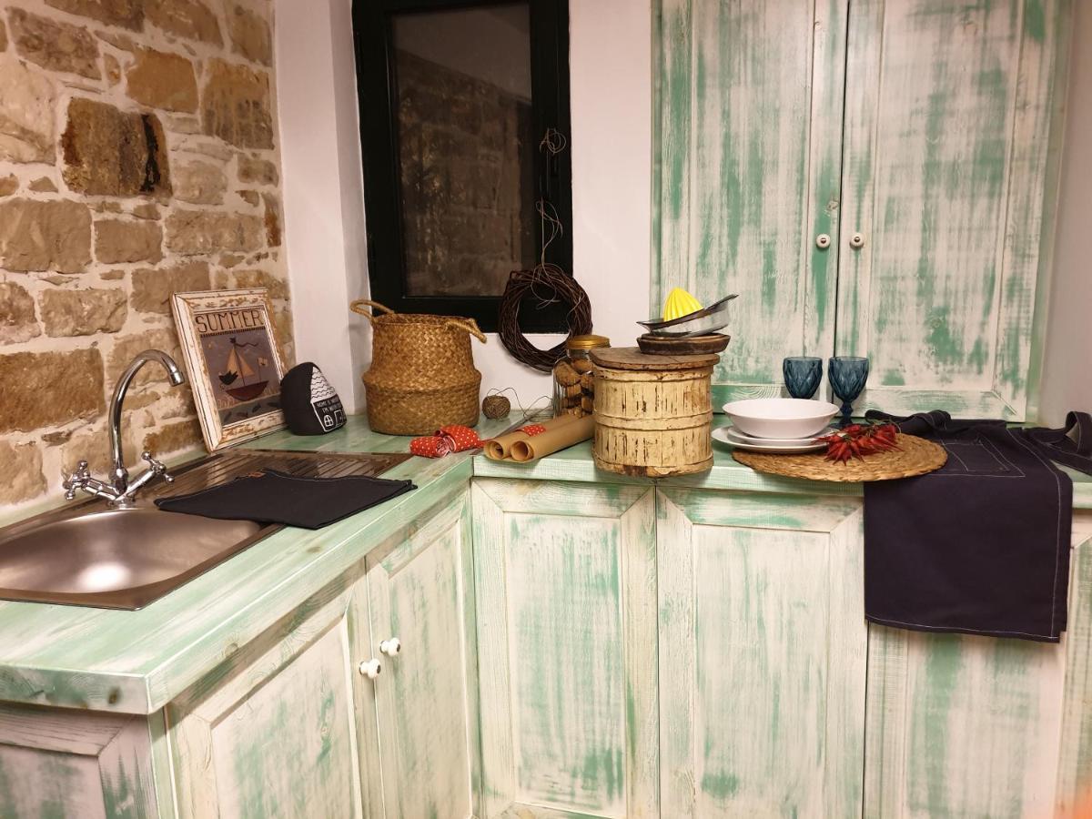 Arismari Apartman Míresz Kültér fotó